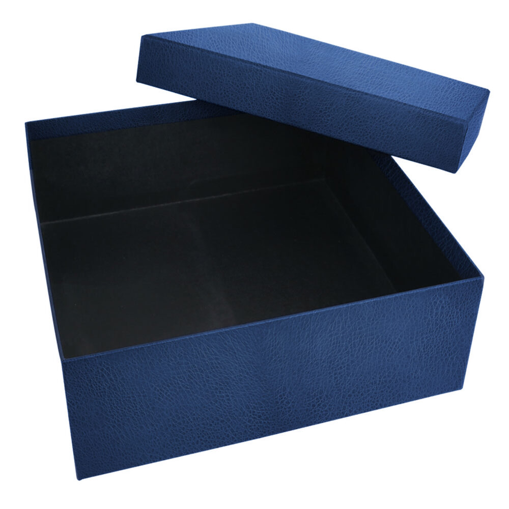 SEDİR LACİVERT DERİ GÖRÜNÜMLÜ GEÇME KAPAK KUTU (30X30X10 CM) | Promosyon Ürünleri